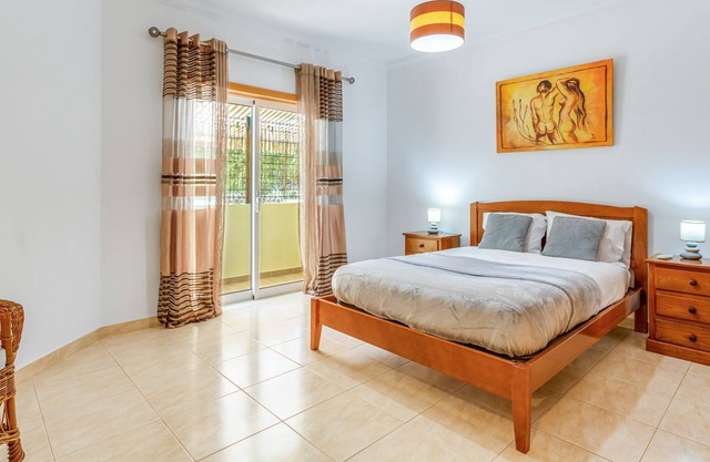 Spacious 2 BDR Apartment W/Patio by LovelyStay
