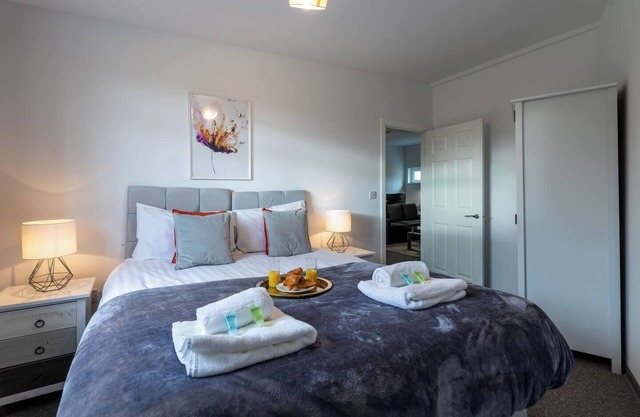 Spacious 2 bed, Netflix, Parking