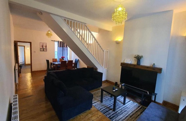 Spacious 2 Bedroom Home in Birmingham
