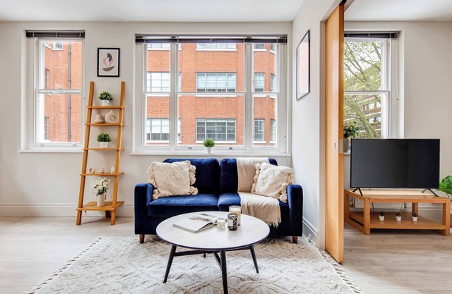 Spacious 2BR in the Heart of Holborn
