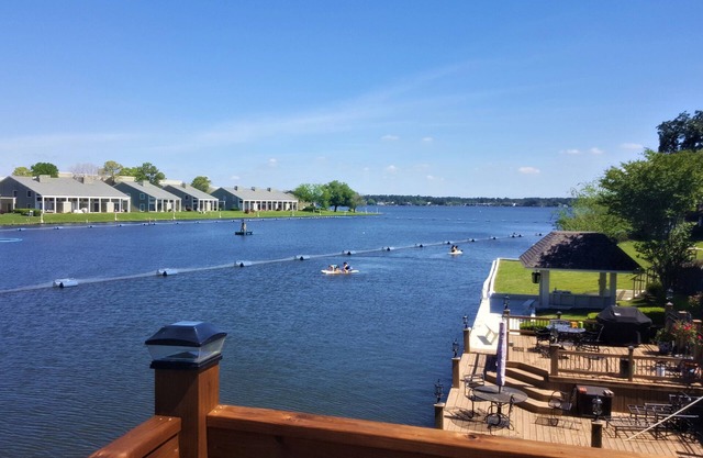 Spacious 4,000 Sq Ft - Modern Lakefront Resort Home on Golf Course