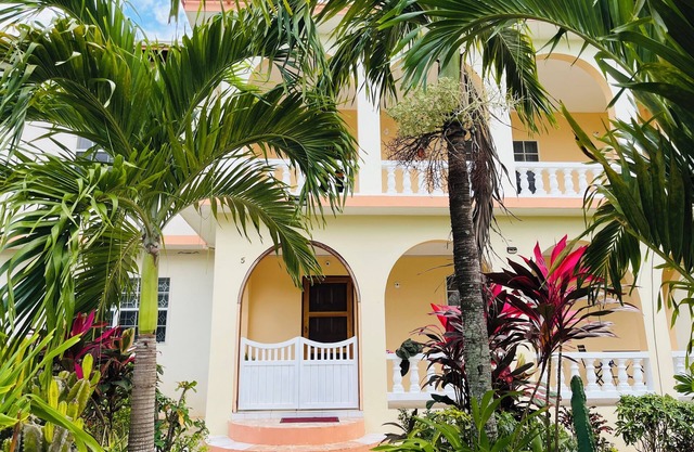 Spacious 4-bedroom apartment in charming Lucea, Hanover. Walk to the beach!