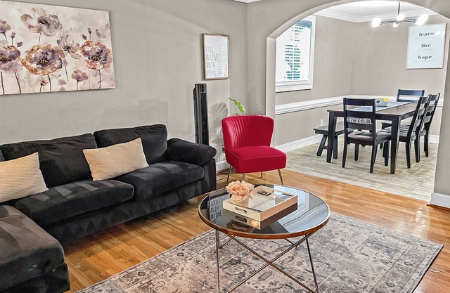 Spacious 4BR/3BA Retreat in Prime South Charlotte Location - Stadium & Airport