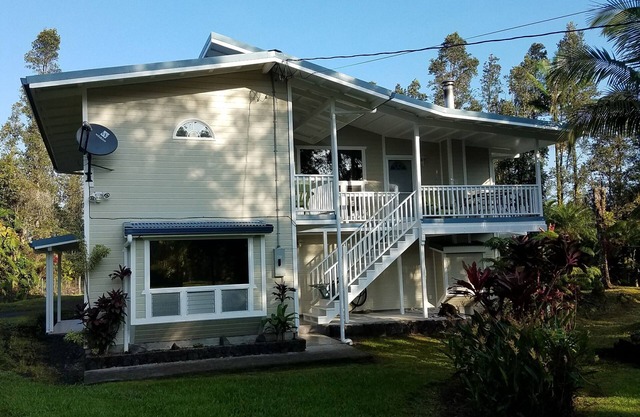 Spacious, 5 bd/3 ba home in Orchidland Estates