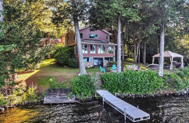 Spacious 5-bedroom lakefront home on pristine Lower Narrows Pond in Winthrop