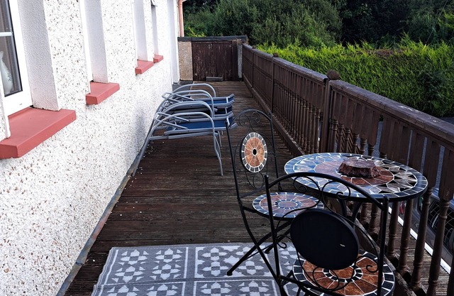 Spacious 6-bed House 10 Minutes From Knock Airport