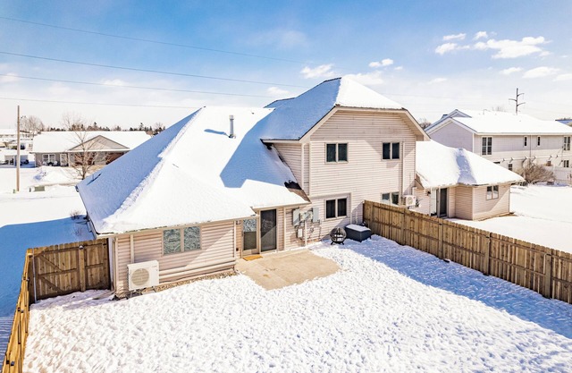Spacious and Modern Townhome in Superior - Near Duluth - Dog Friendly