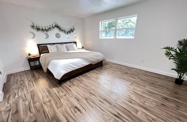 Spacious Boho Style 3 Bedroom Duplex