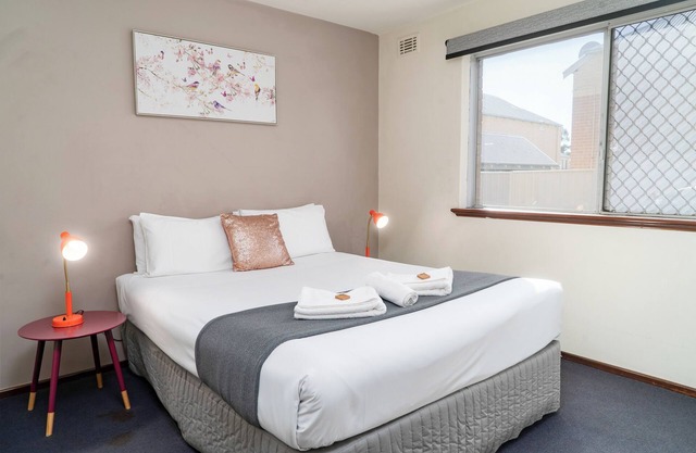 Spacious & Cosy Self-contained Apartment