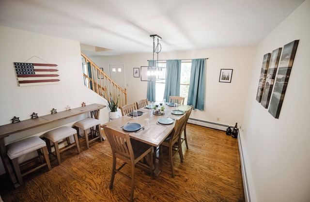 Spacious Country Home w/Hot Tub, near Colby/Thomas