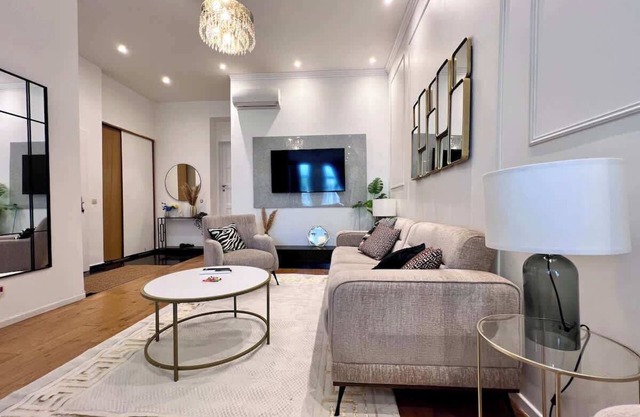 Spacious Family Apartment for 9 near Brussels Midi Station