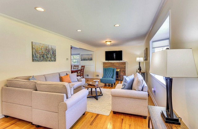 Spacious Fanwood Home w/Decks, Walk to Park!