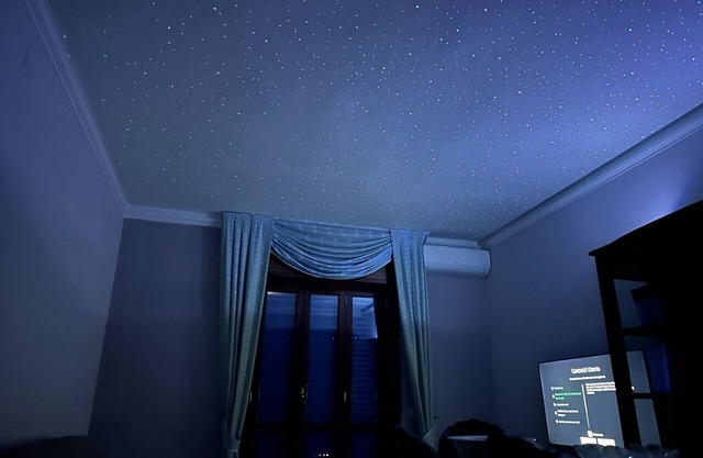 Spacious fourth floor apartment in Torre del Greco 3 bedrooms 1 bathroom and kitchen