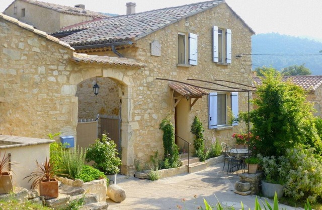 Spacious gîte for 4 people