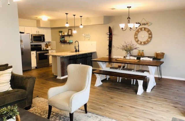 Spacious Home in Resort Community w/Incredible Views & Park on Lake Travis