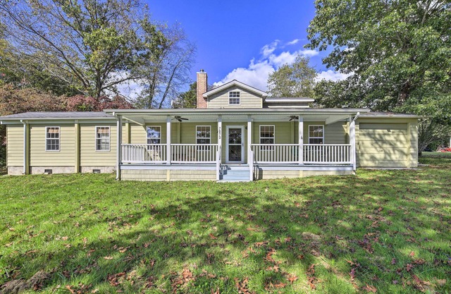 Spacious Home Local to Claytor Lake