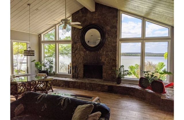 Spacious lakefront home with stunning views