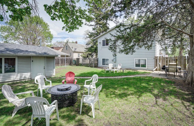 Spacious Minneapolis Home Rental: 8 Mi to Downtown