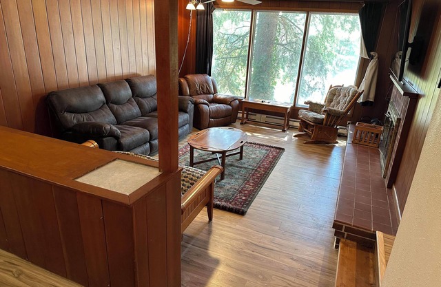 Spacious one bedroom duplex with lots of extra space in a quiet neighborhood.
