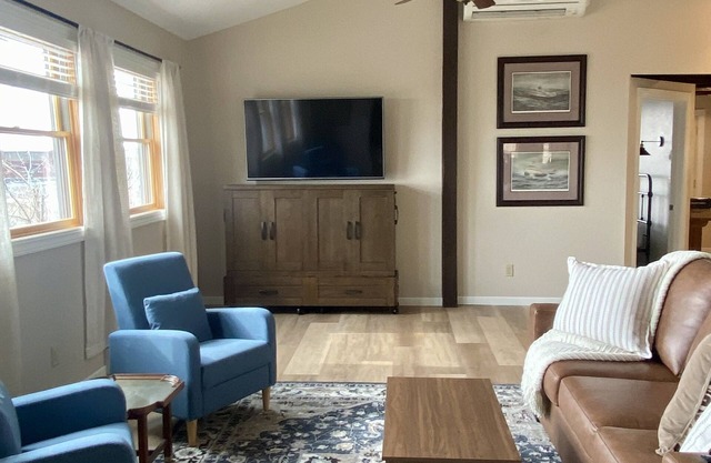 Spacious, renovated barn apartment within walking distance to Lake Superior.