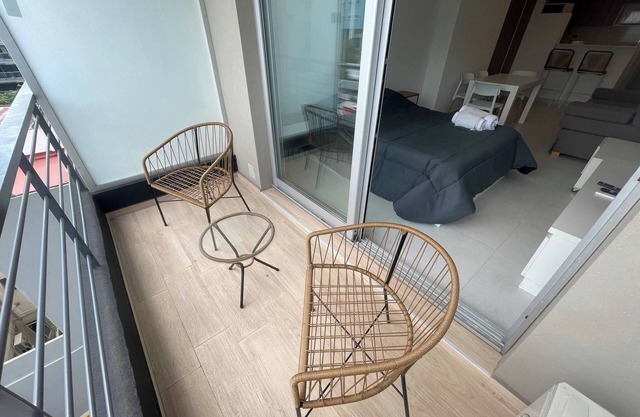 Spacious Studio in Caballito - Comfort and Location