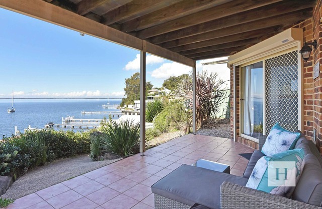 Sparkling Waters - Jetty & Games Room!