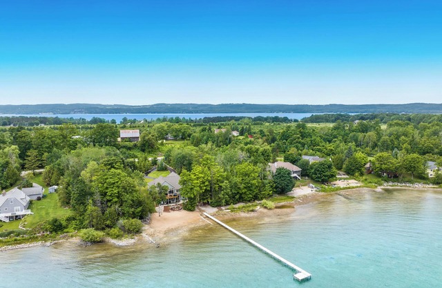 Spectacular Lakefront Retreat on Lake Michigan in Suttons Bay