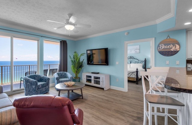 SPECTACULAR PANORAMIC OCEAN VIEW! - HUGE BALCONY! - 2005