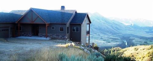 Spectacular Views and Rural Setting Close to Boise