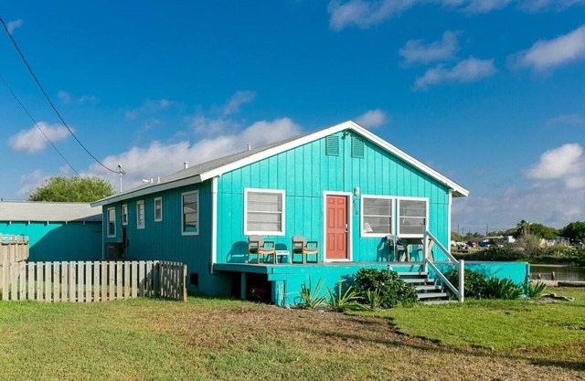 Spence's Laguna Madre Bayhouse - Great for Families & Angler