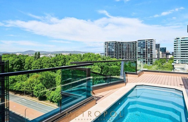 Splendid 2bd 1bth 1csp Apt - Superb CBD Location