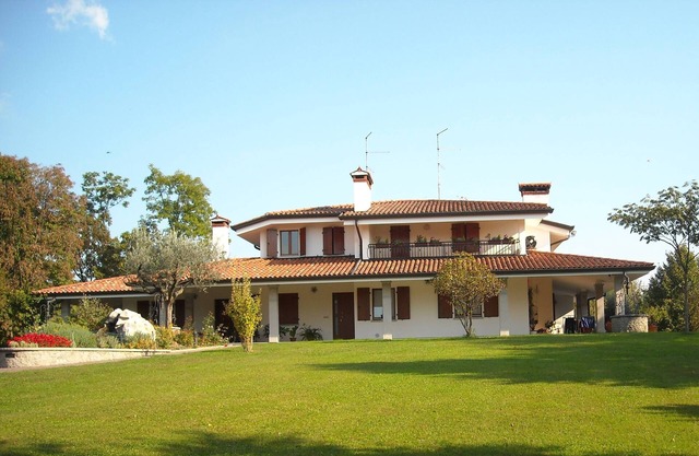 SPLENDID VILLA WITH POOL AND GARDEN IN THE HEART OF FRIULI