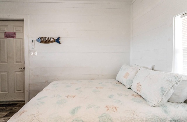 Spoonbill 1 Bedroom Cottage - Spoonbill - One Bedroom Cottage
