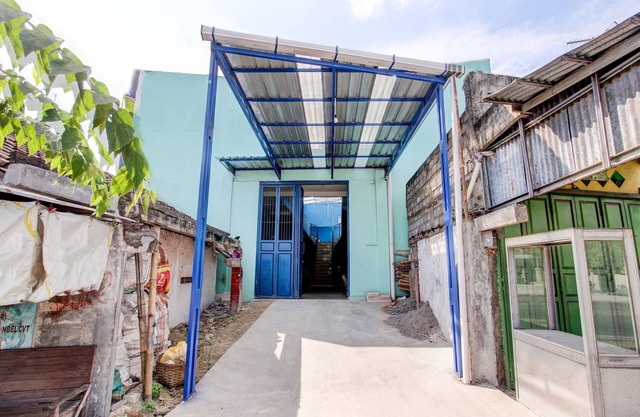 SPOT ON 92814 Gioba Kost Syariah