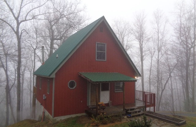 Spotted Rock Cabin - Hot Tub - Pets