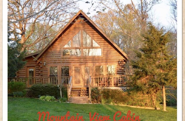 Spring Break dates available! 2B/2.5B cabin by Fall Creek Falls State Park!