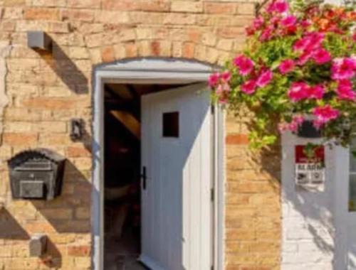 Spring Cottage Bretforton