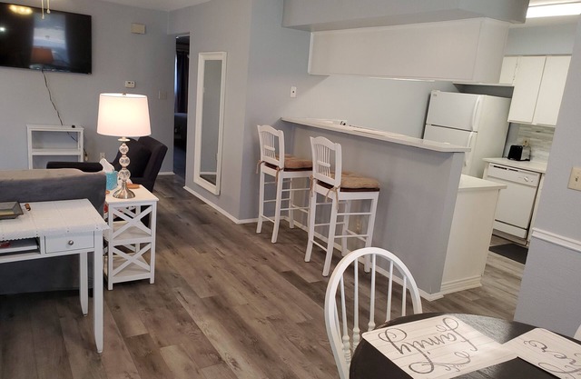 St. Amant Place with 2 BR 1.5 BA Free Private Parking Pet Stays for Free !