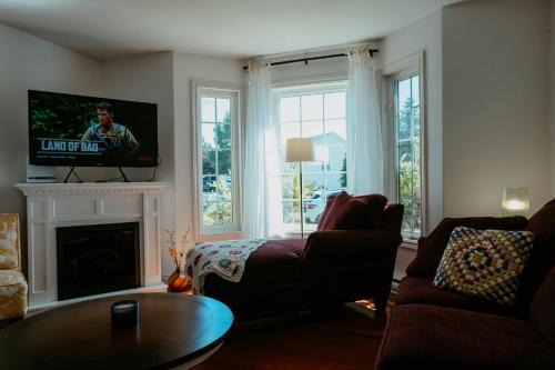 St Johns Retreat Terrace 3 BR & 2 Baths