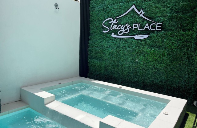 Stacys Place #1: 2 Bedroom Apartment