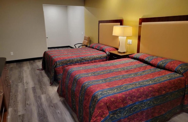 Stadium Inn & Spas