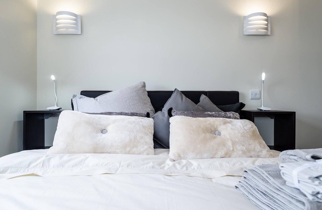 Standard Apartment with City View at Fishergate Apartments