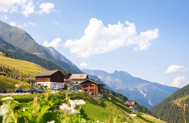 Standard room, shower /WC HB - Alpengasthof Praxmar