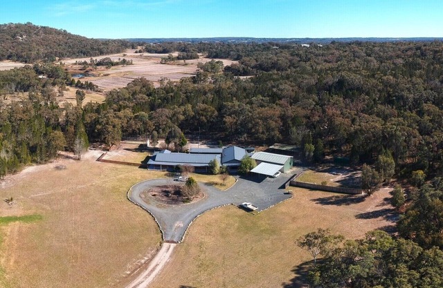 Stanthorpe Country Resort, 6 bedrooms for 12 guests