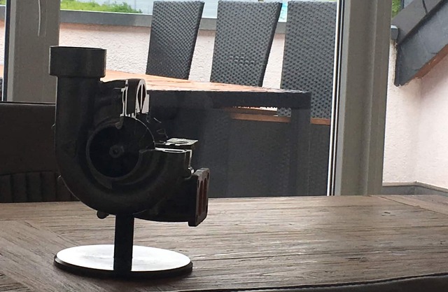 Stay with excellent view on the Track