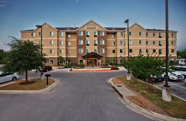Staybridge Suites Austin South Interstate Hwy 35 by IHG