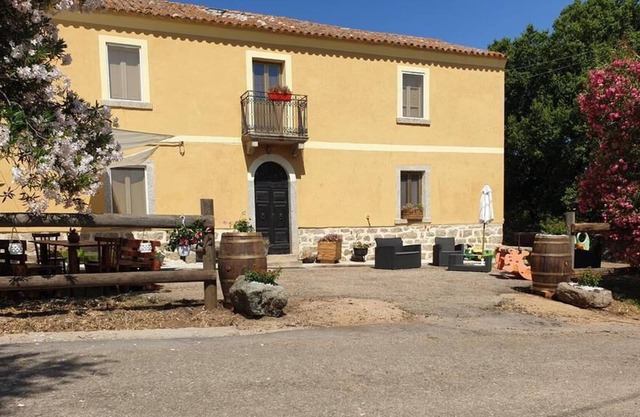 Stazzu Lu Bulioni, holiday home at the Costa Smeralda and archaeological sites