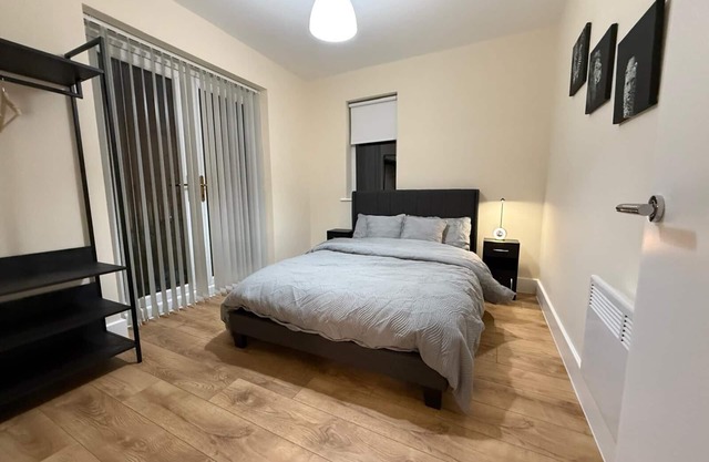 Steps from the Stadium – 2BR Flat