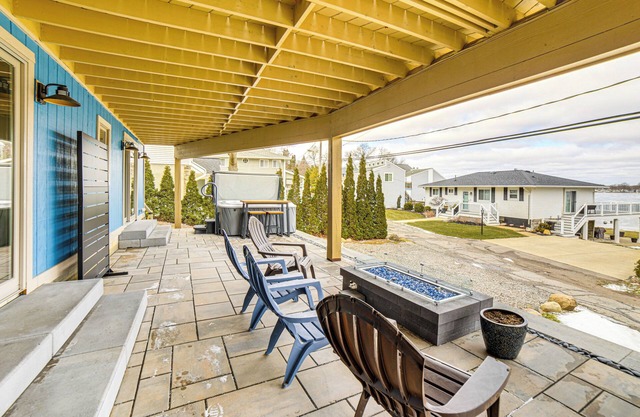 Steps to Clark Lake: Cozy Apartment w/Hot Tub