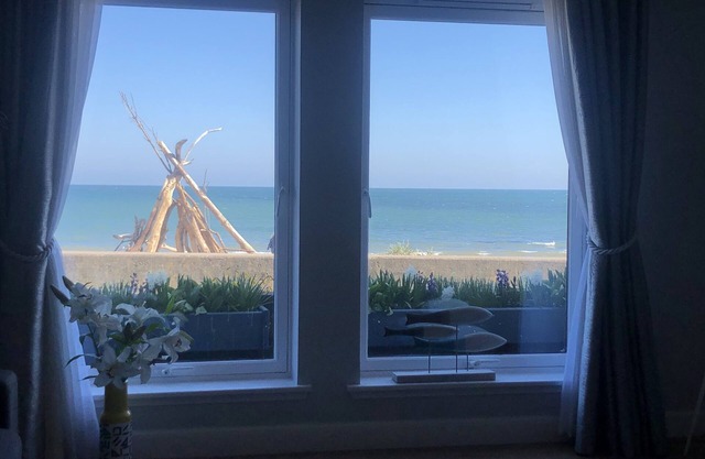 STONEHAVEN SEASIDE LOCATION - AMAZING UNINTERRUPTED PANORAMIC VIEWS